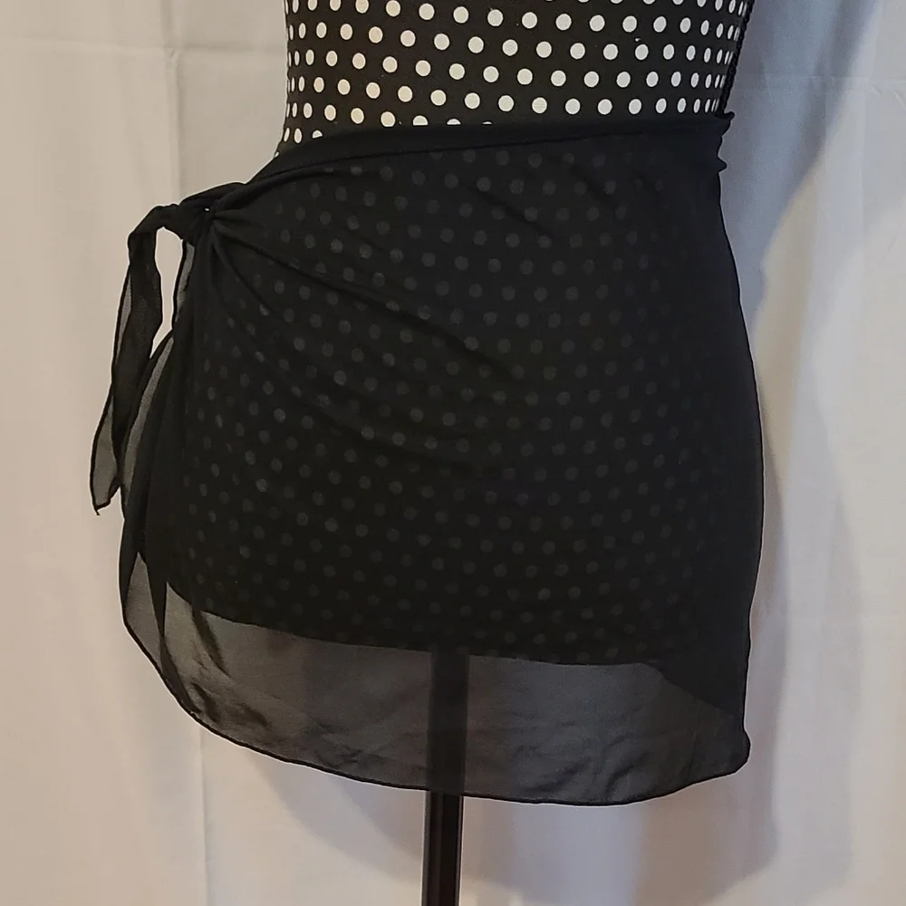 Shade & Shore Black Bathing Suit Wrap / Cover Up - Picture 2 of 6